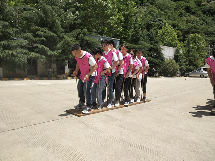 西安团建户外拓展训练 西安团建户外拓展训练